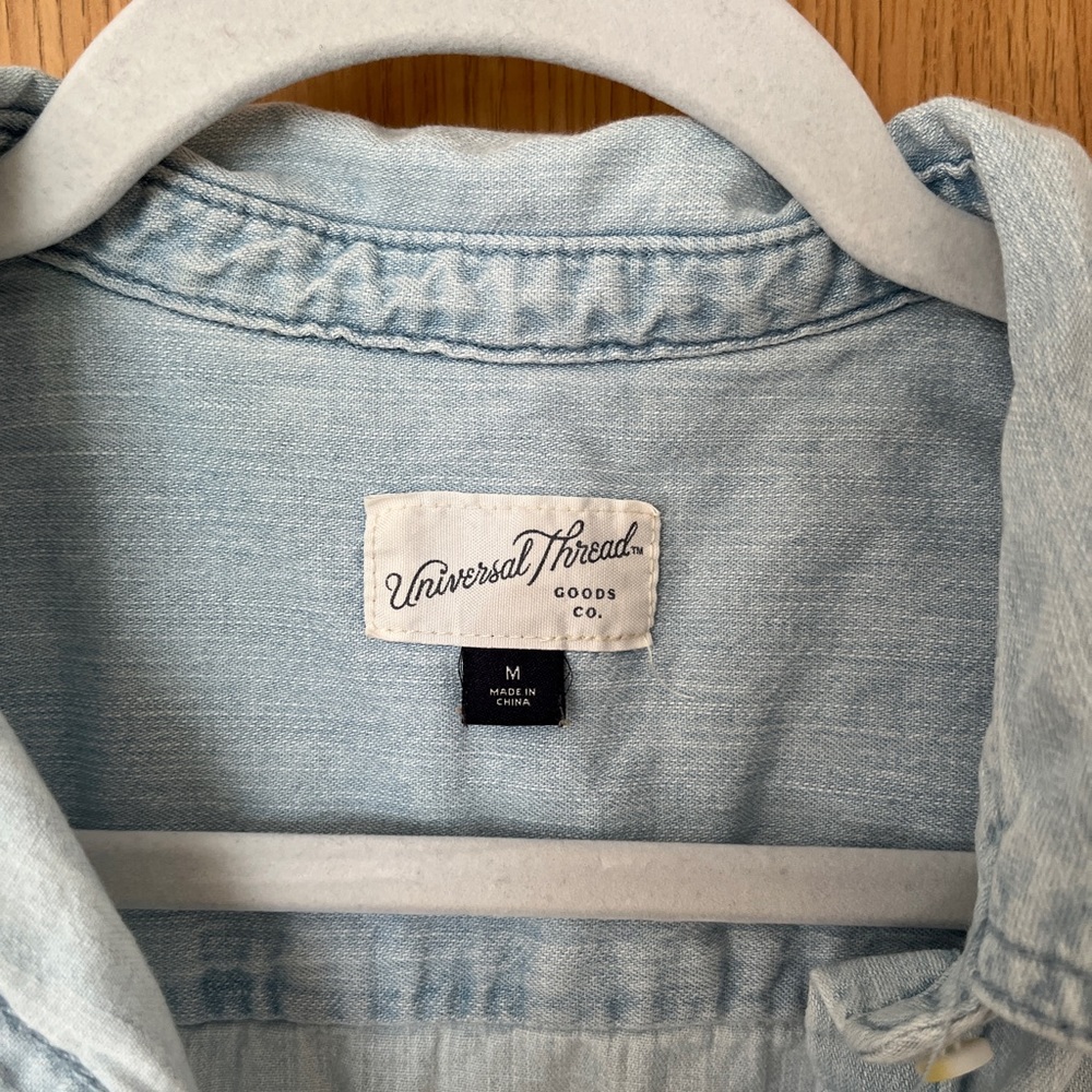Universal Thread | chambray button tank - Picture 2 of 2